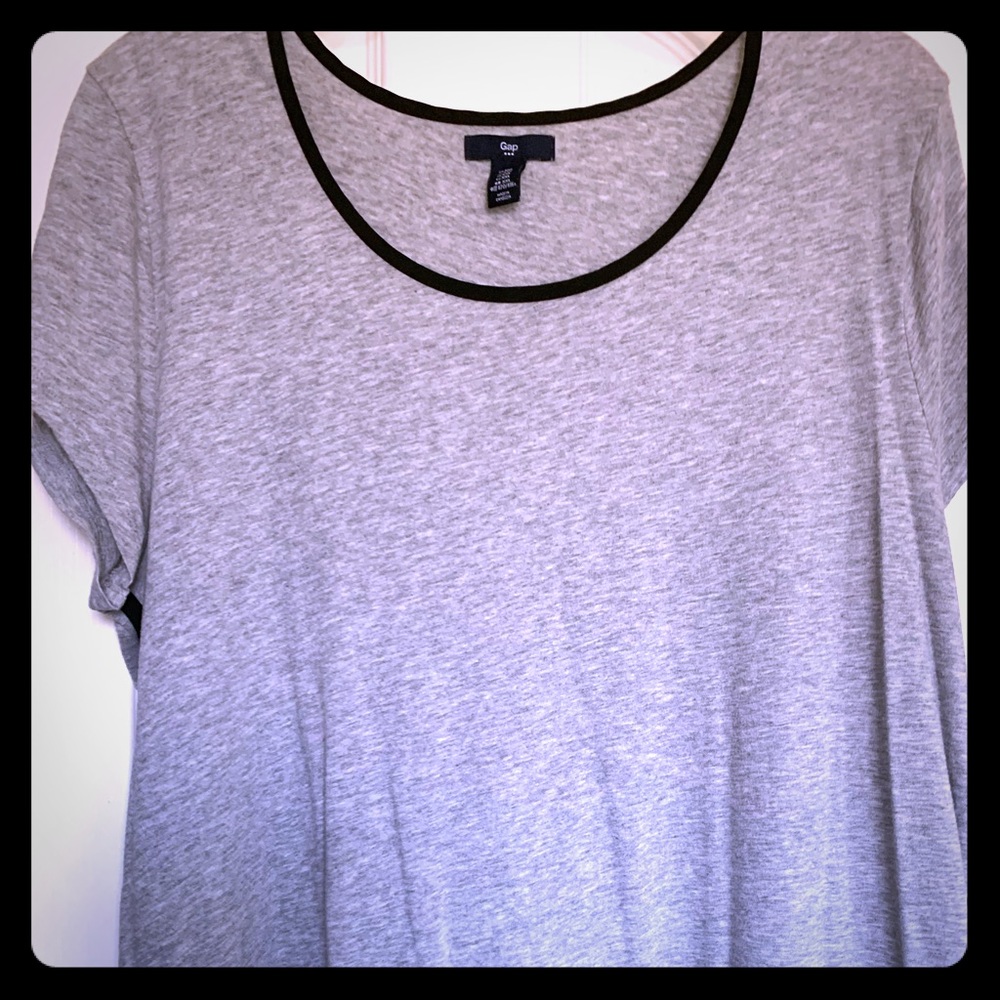 GAP TShirt